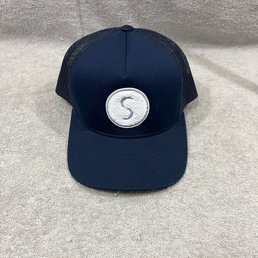 Greyson Clothiers Hat Mens Snapback White Adjustable Trucker Golf Cap Wolf Logo